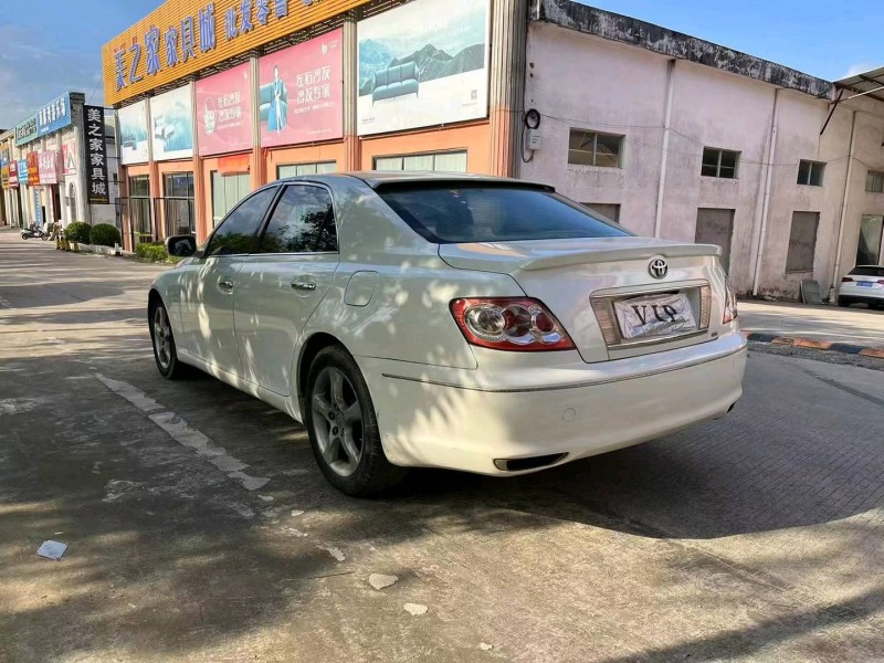 北京09年丰田锐志6
