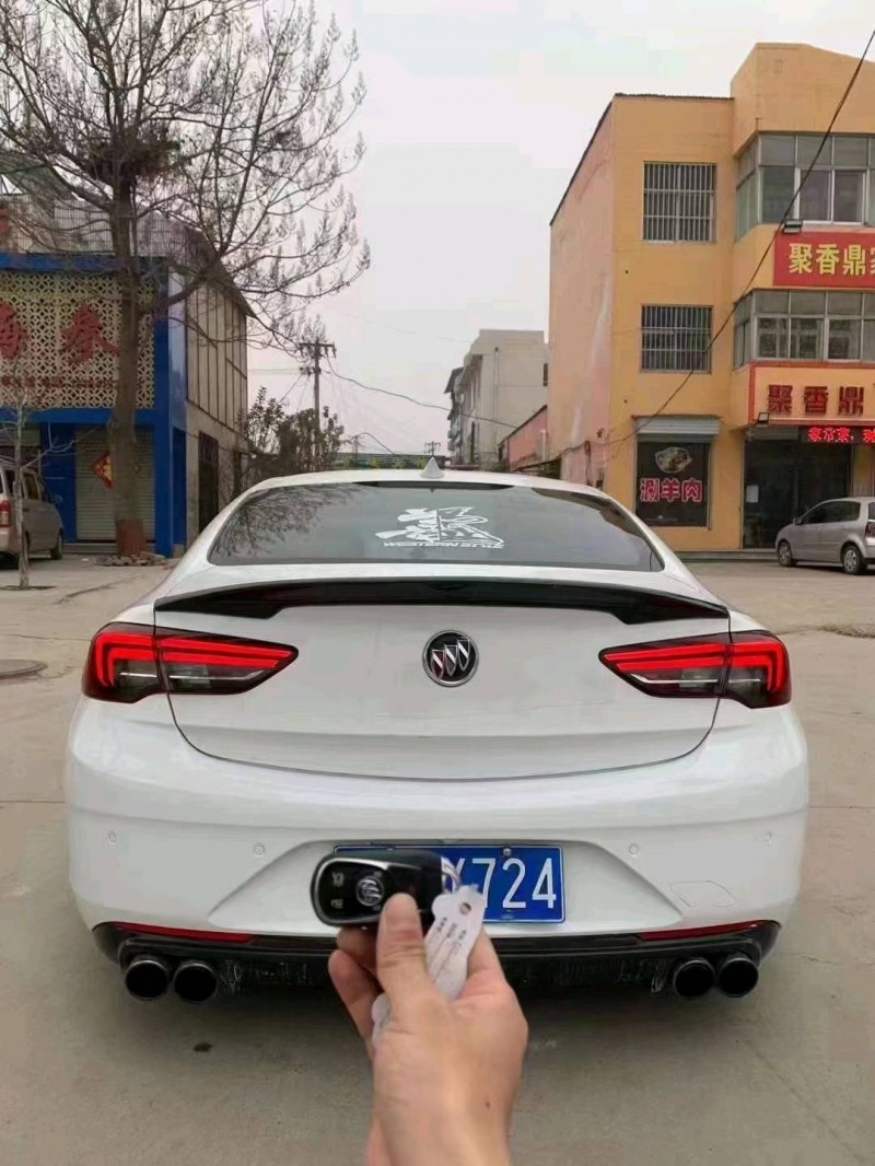 枣庄17年别克君威6