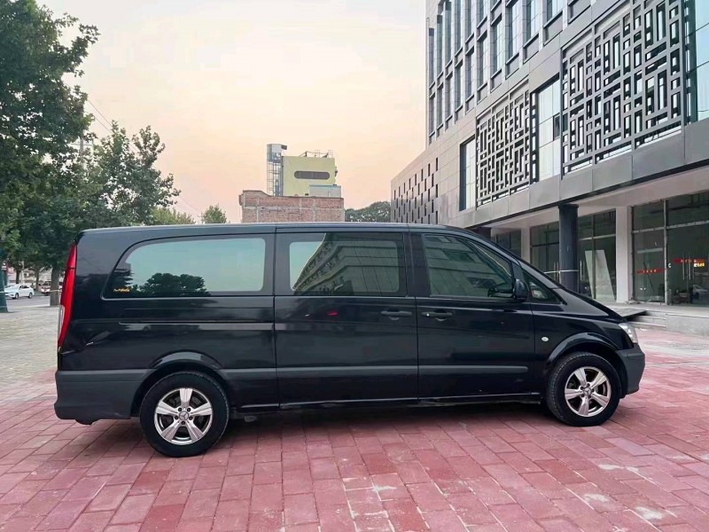 枣庄11年奔驰威霆3