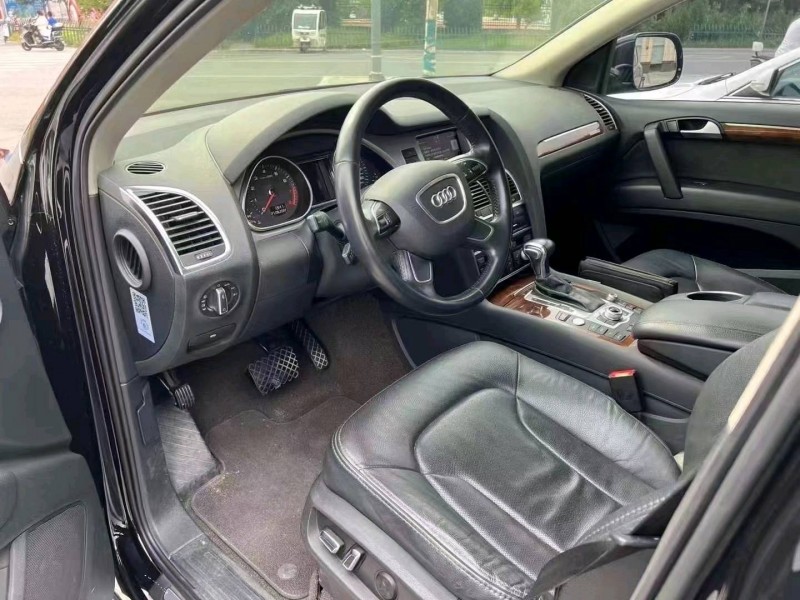 济南15年奥迪Q76