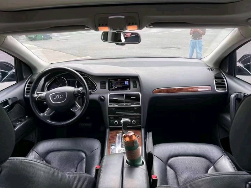 济南15年奥迪Q79