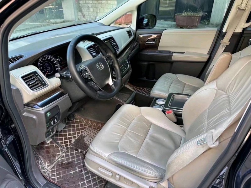 青岛18年本田奥德赛6