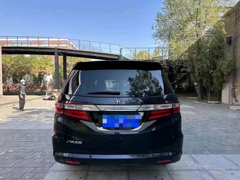 青岛18年本田奥德赛9