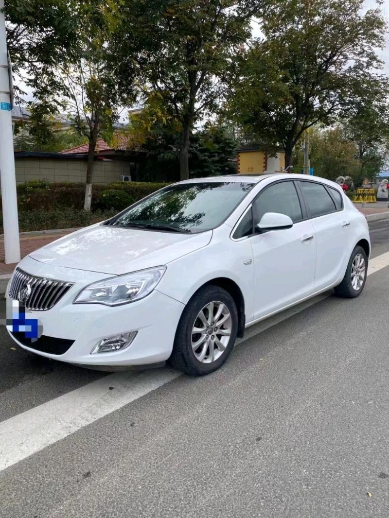 东营13年别克英朗4