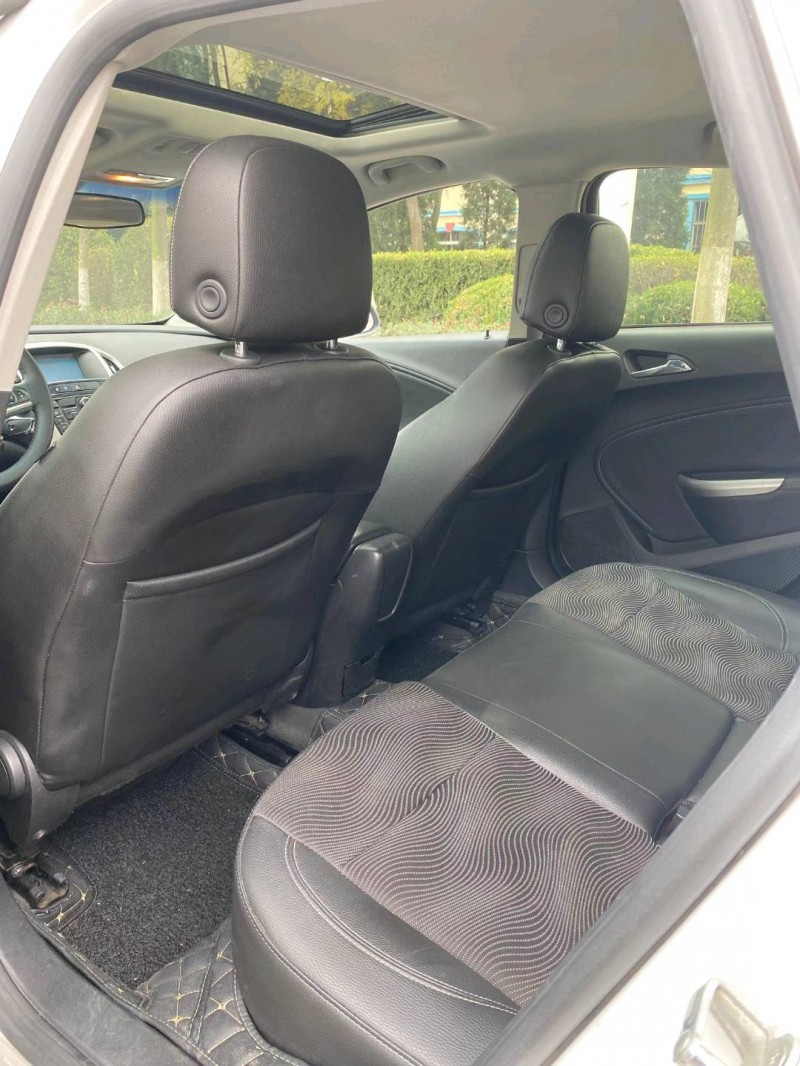 东营13年别克英朗9