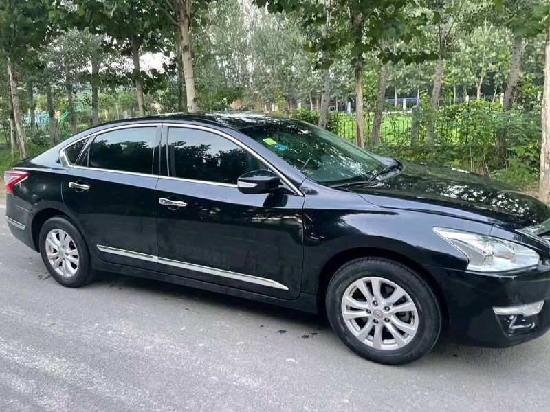 济南16年日产天籁2