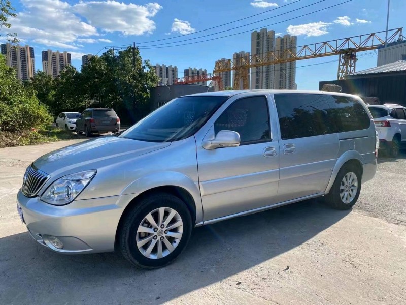 沈阳13年别克GL82