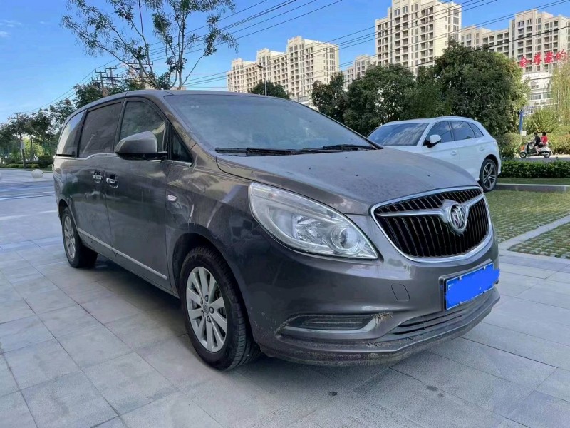 淮南18年别克GL82