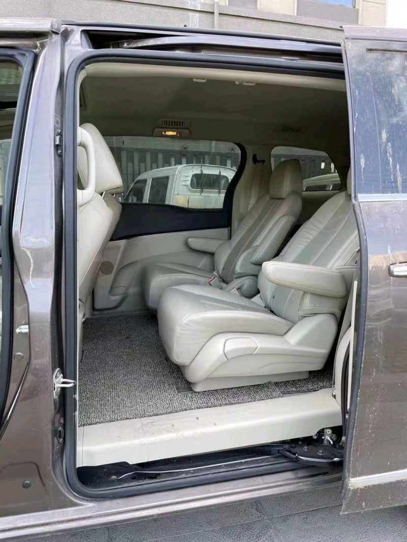 淮南18年别克GL85