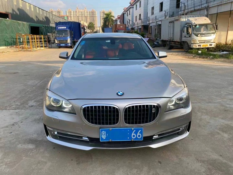 广州11年宝马7系1