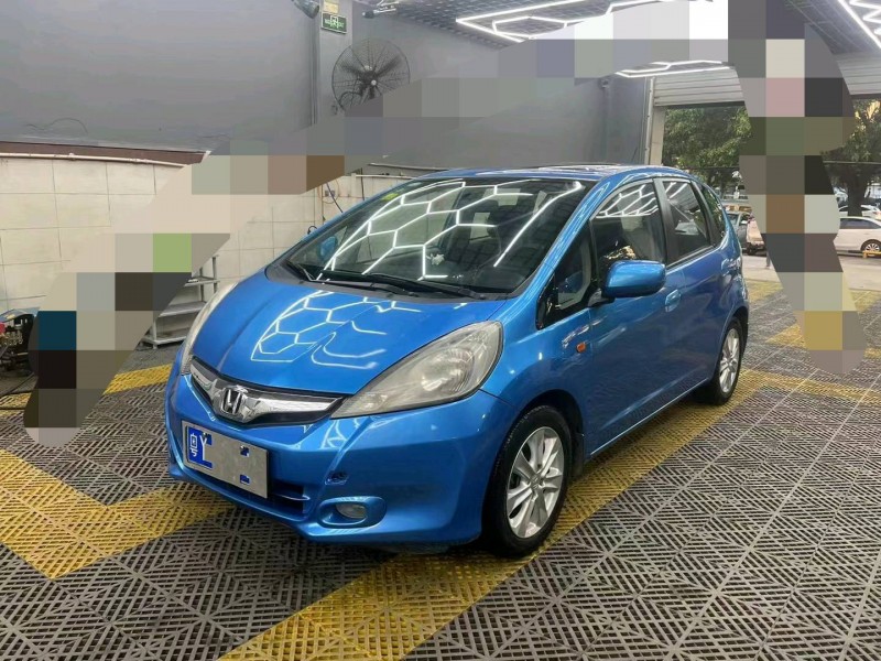 广州12年本田飞度3