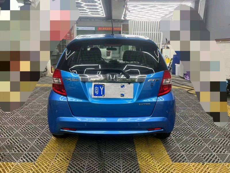 广州12年本田飞度9