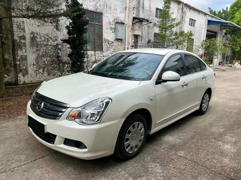 北京18年日产轩逸3