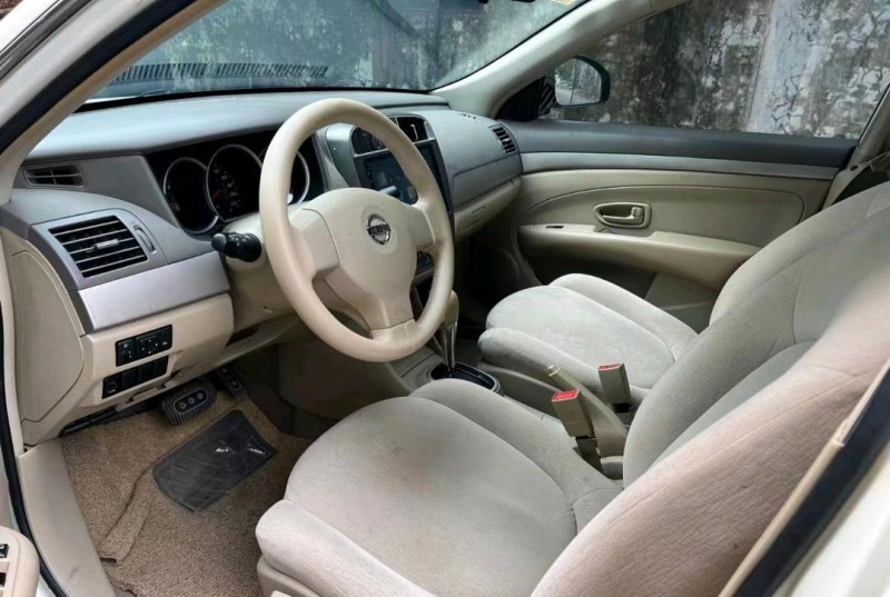 北京18年日产轩逸4