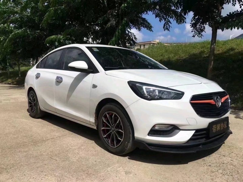 广州18年别克凯越1