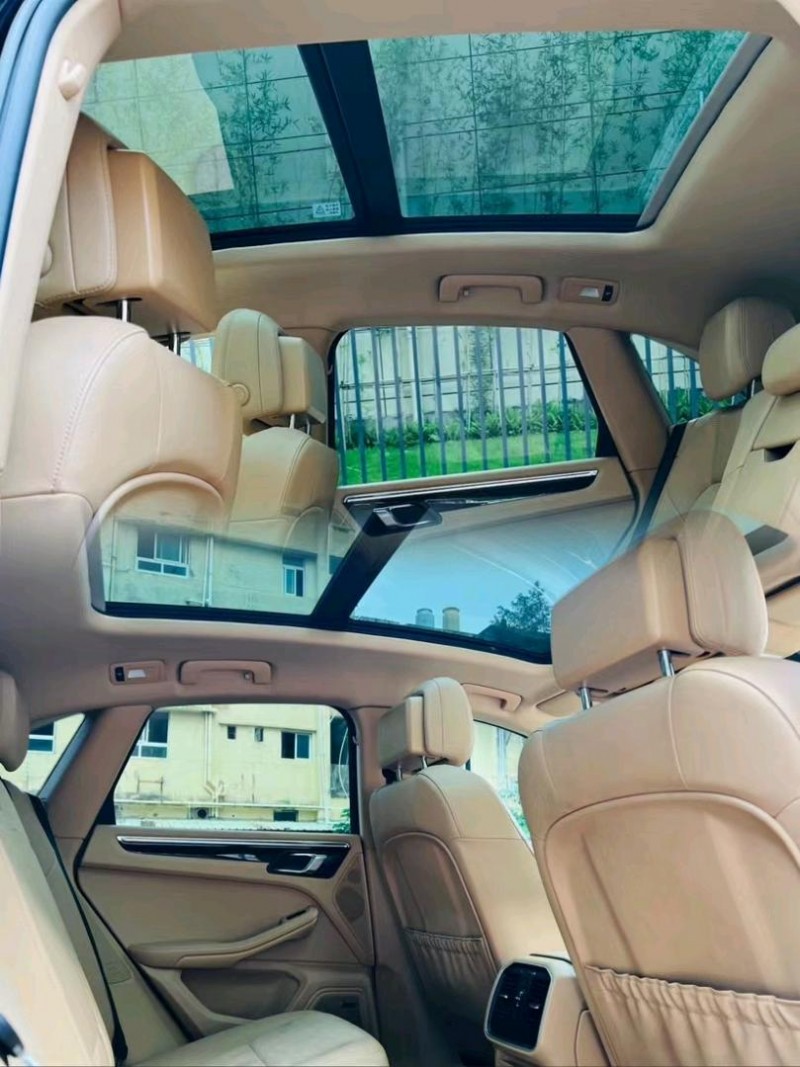 东莞14年保时捷Macan6