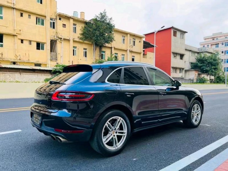 东莞14年保时捷Macan7
