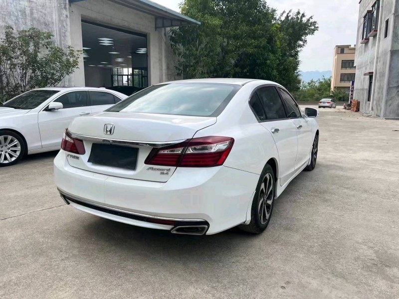 北京16年本田雅阁7