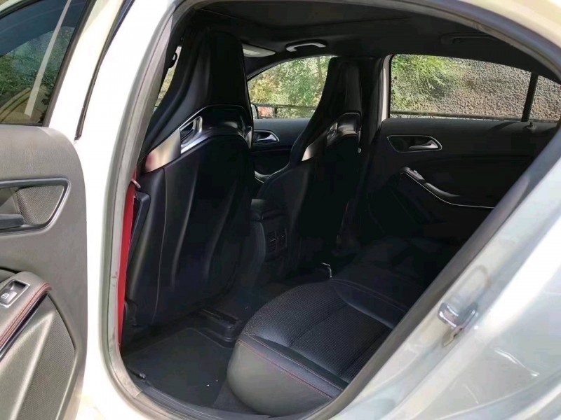 枣庄15年奔驰AMG5