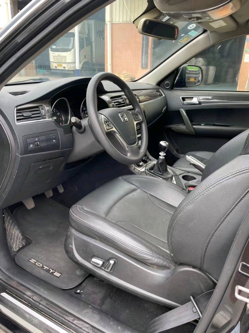 东莞16年众泰T6006