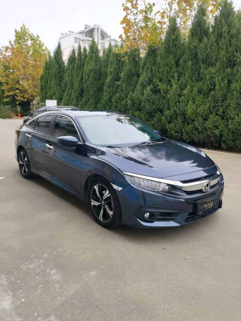 潍坊17年本田思域8