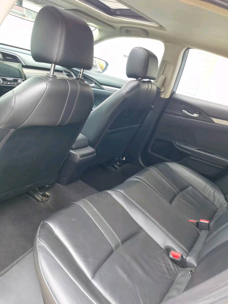 潍坊17年本田思域5