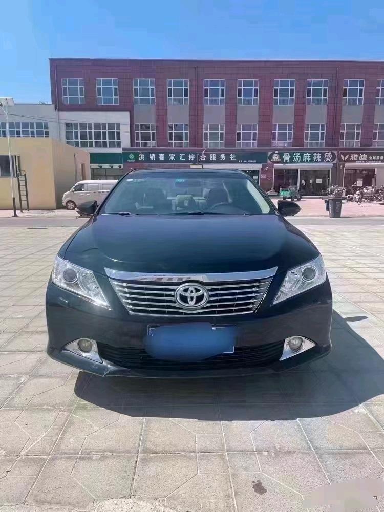 北京13年丰田凯美瑞7