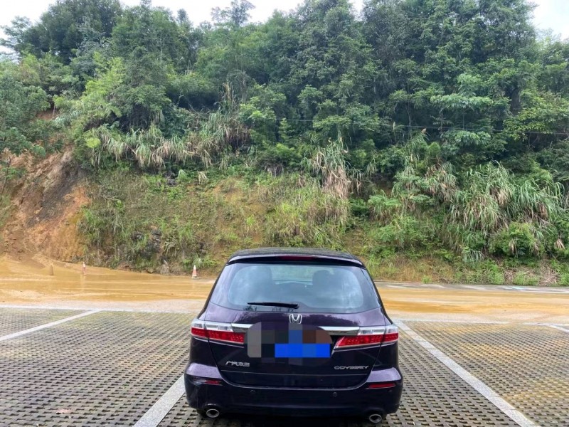 广州13年本田奥德赛9