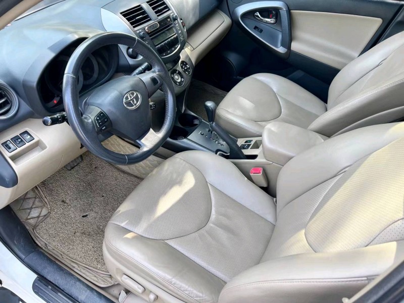 枣庄12年丰田RAV43