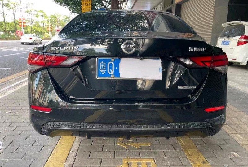 邯郸19年日产轩逸7