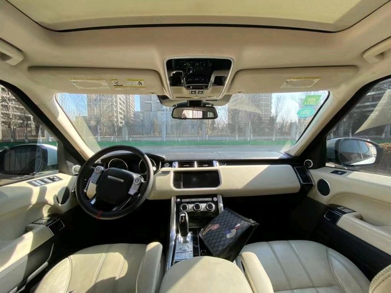 沈阳14年路虎揽胜运动7