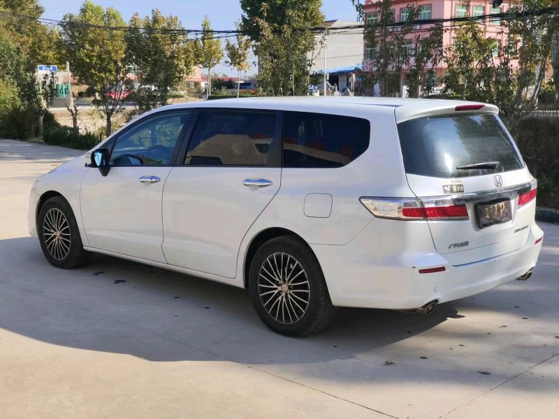 青岛13年本田奥德赛9