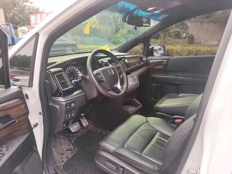 徐州18年本田艾力绅7