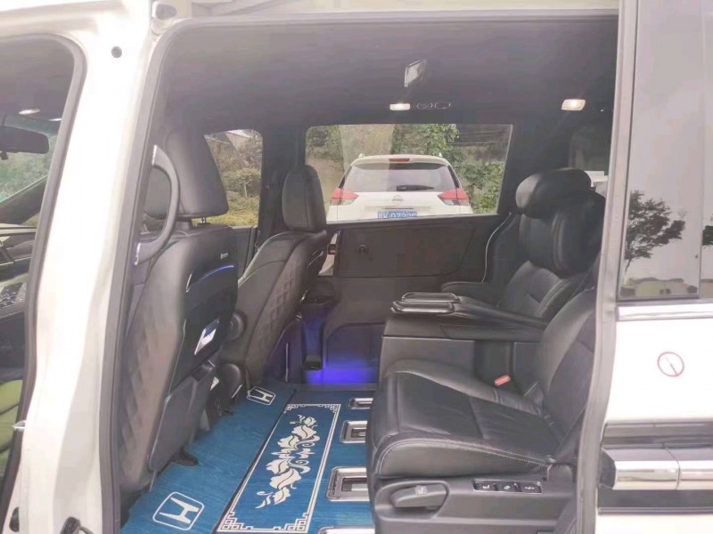 徐州18年本田艾力绅8