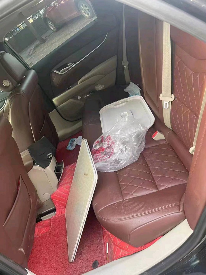 邯郸13年凯迪拉克XTS7