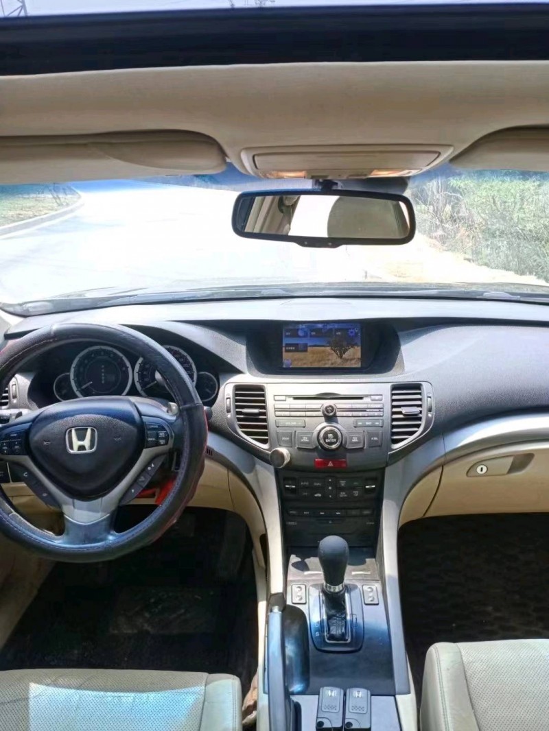 济南12年本田思铂睿7