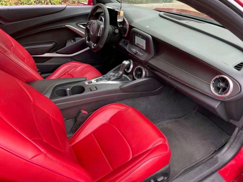 淮南17年雪佛兰科迈罗4