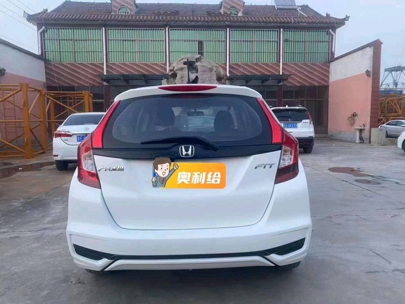 济南19年本田飞度5