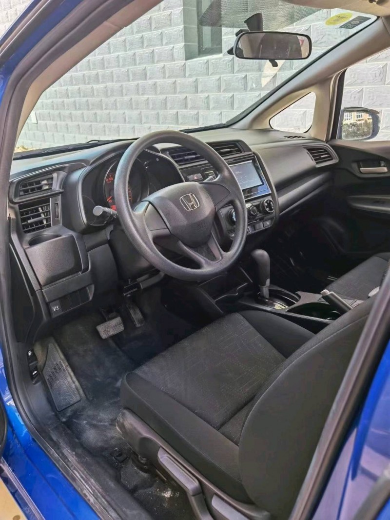 保定18年本田飞度4