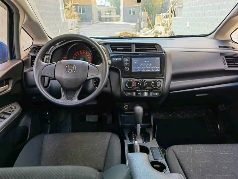 保定18年本田飞度5