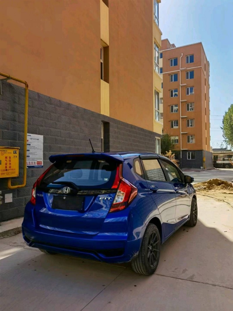 保定18年本田飞度8