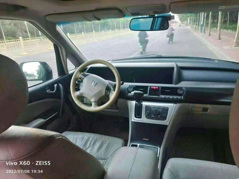 北京15年本田艾力绅4