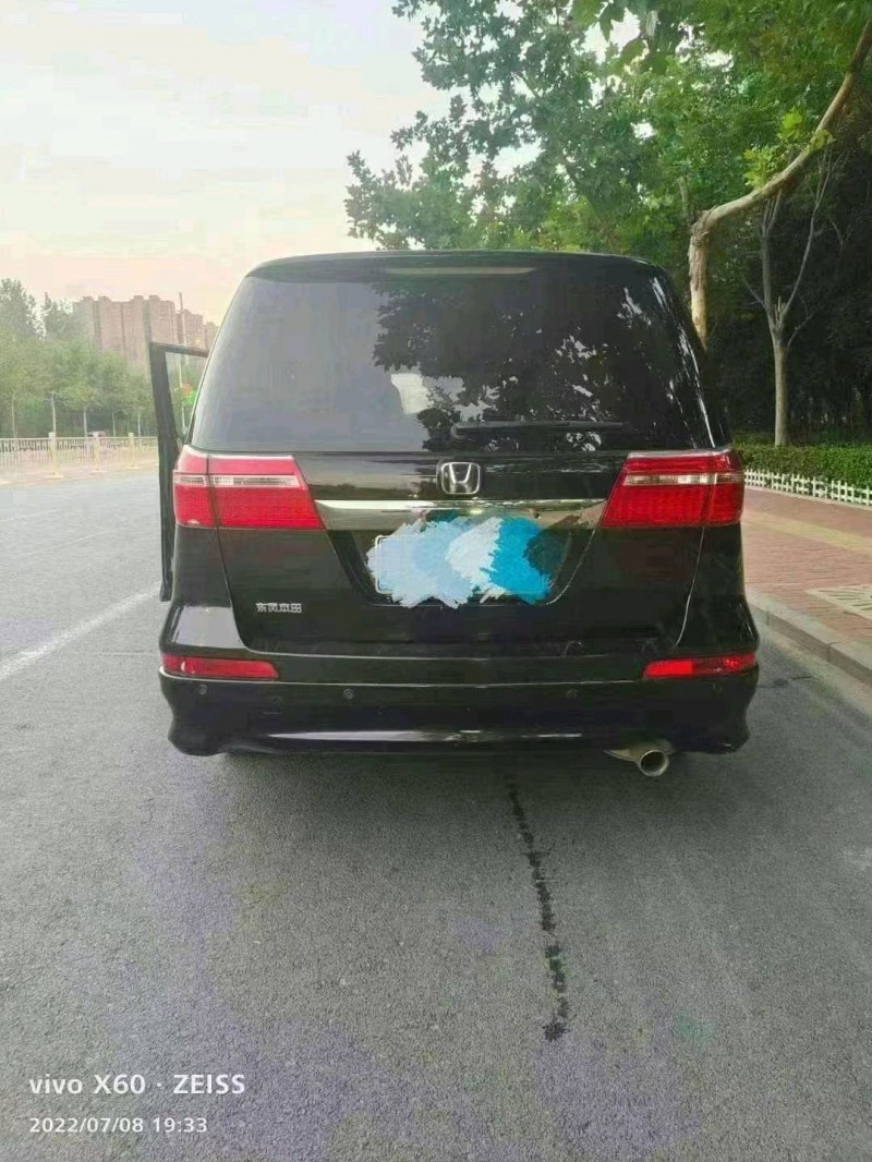 北京15年本田艾力绅9