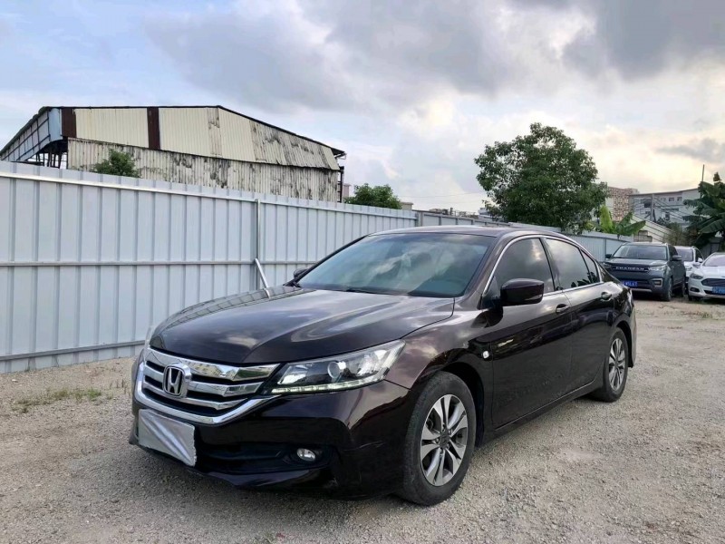 广州14年本田雅阁2