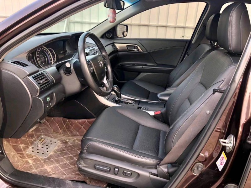 广州14年本田雅阁6