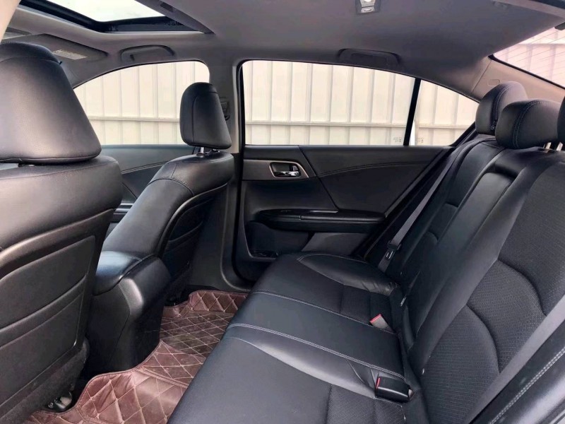 广州14年本田雅阁7