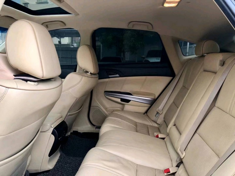 广州13年本田歌诗图7