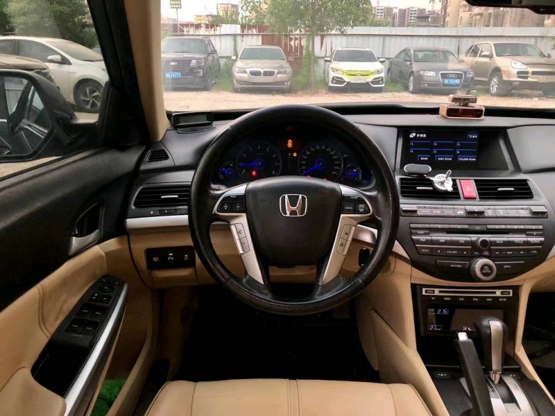 广州13年本田歌诗图9