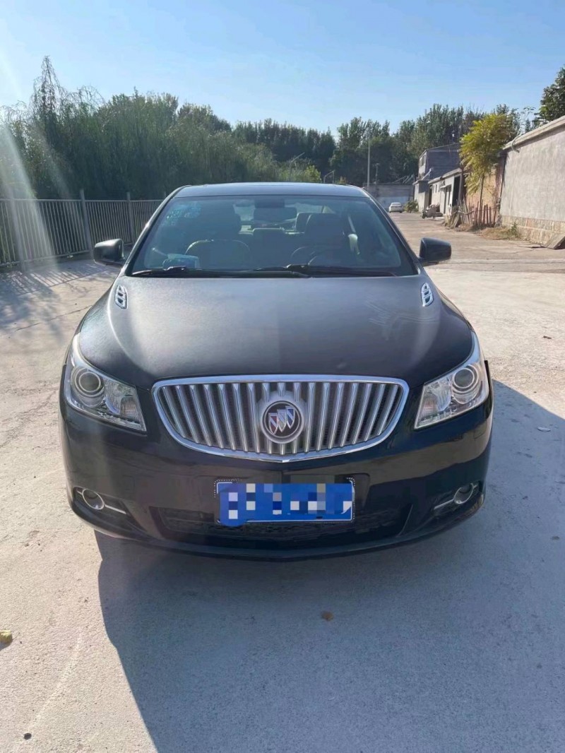 北京13年别克君越9