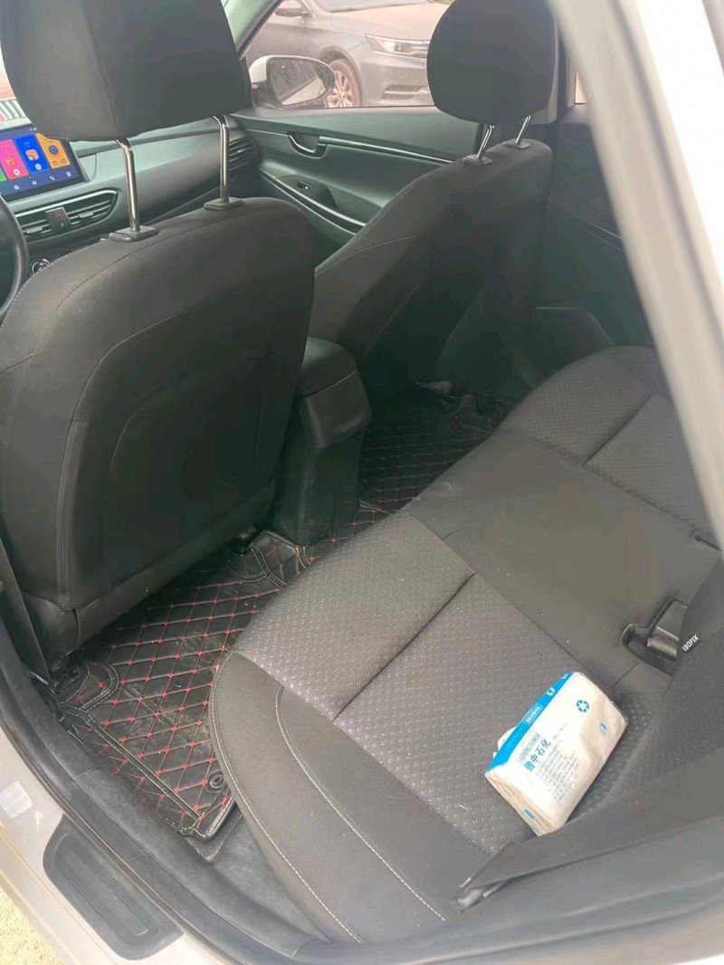 北京19年现代悦动4